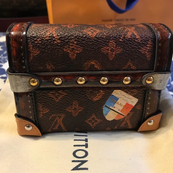 Not selling, but I’m just excited about the piece! - Picture 4 of 6